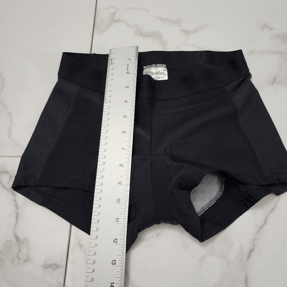 Pearl Izumi Biking Shorts with liner -Large - Picture 3 of 4